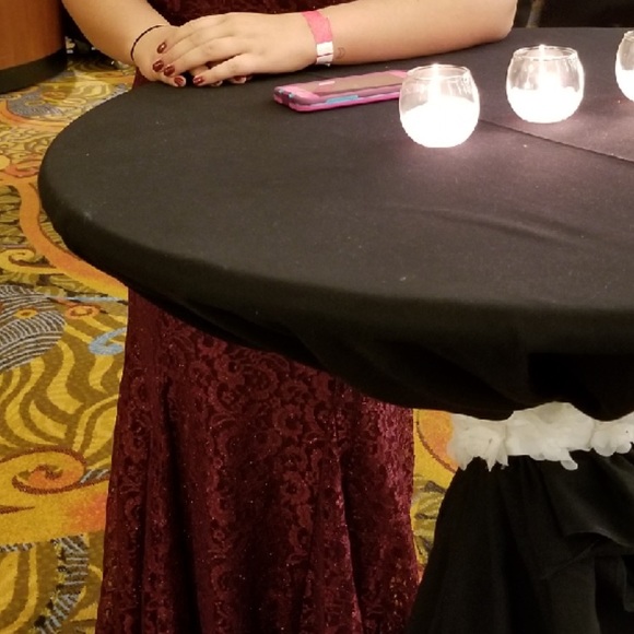 Dress - Picture 2 of 2